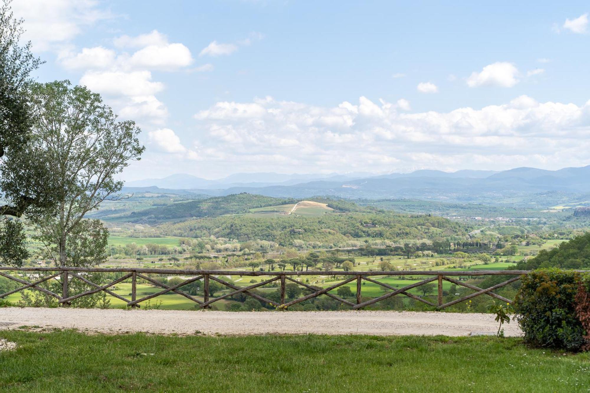L'Olivo Country Resort & Spa Bassano in Teverina Luaran gambar